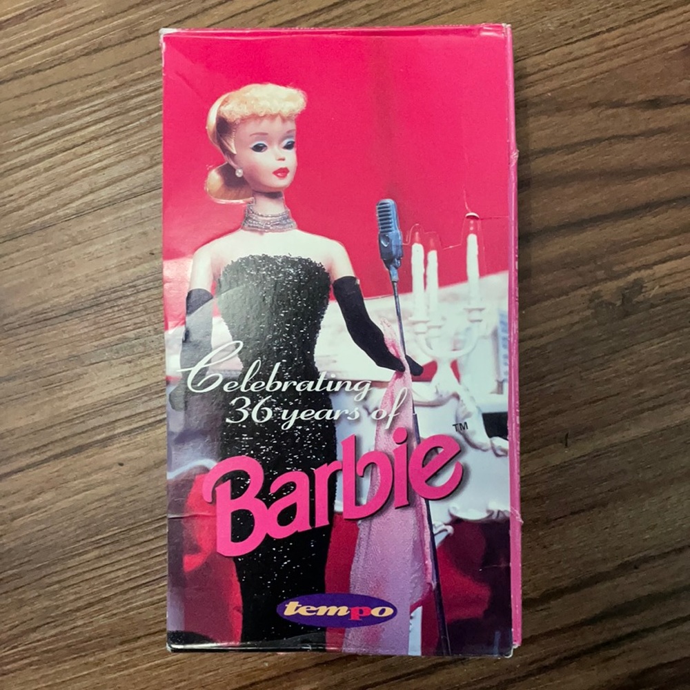 Celebrating 36 years of Barbie Tempo Trading Cards 1996